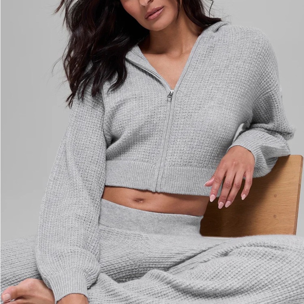 ALO Yoga Heather Gray Zip-Up Hoodie